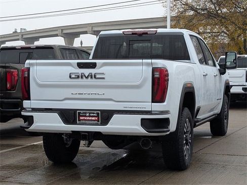 New 2026 GMC Sierra 2500 Denali Ultimate image 4