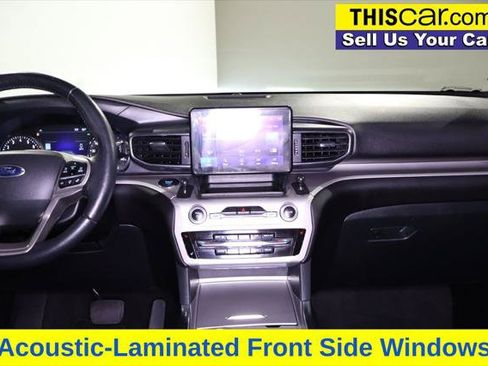 Used 2022 Ford Explorer XLT w/ Equipment Group 202A AWD/4WD image 25