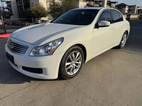 Used 2009 INFINITI G37 Journey w/ Premium Pkg image 1
