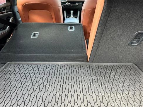 Certified 2025 MAZDA MAZDA3 Carbon image 15