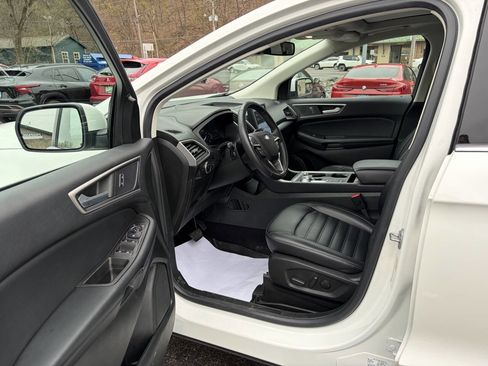 Used 2022 Ford Edge SEL w/ Convenience Package image 12