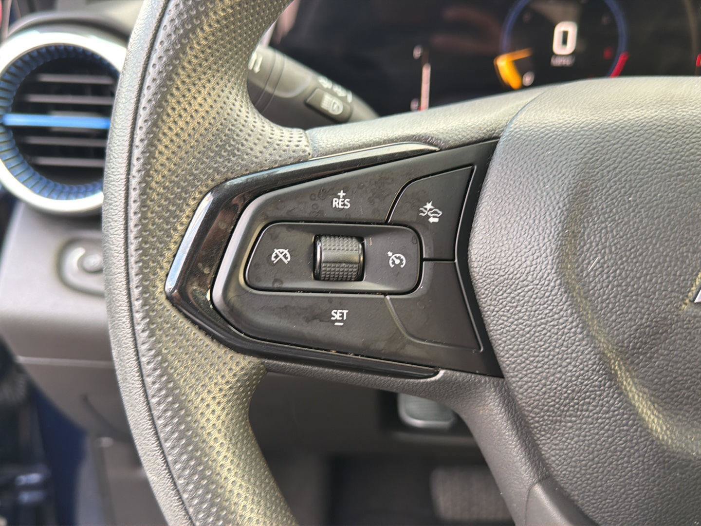 Used 2024 Chevrolet Trax LT FWD image 20