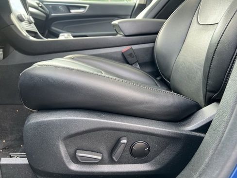 Used 2021 Ford Edge Titanium w/ Equipment Group 301A image 23