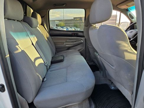 Used 2008 Toyota Tacoma PreRunner image 17