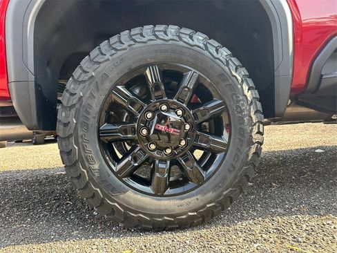 New 2026 GMC Sierra 2500 AT4 image 18