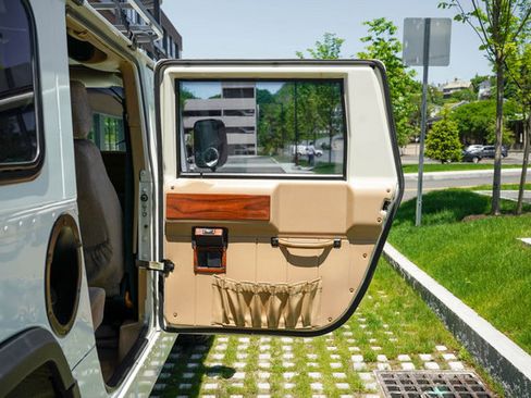 Used 1995 HUMMER H1 4-Door Wagon image 62