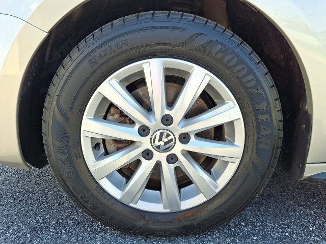 Used 2013 Volkswagen Jetta Hybrid Sedan FWD image 8