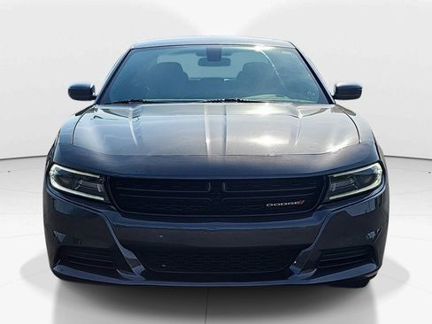 Used 2020 Dodge Charger SXT RWD image 9