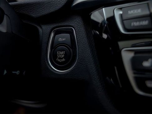 Used 2019 BMW 440i xDrive Coupe w/ M Sport Package image 46