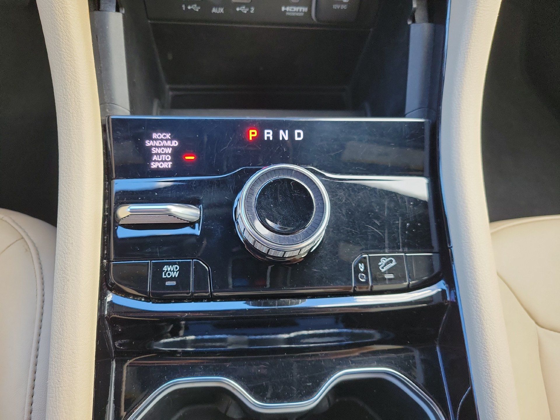 Used 2023 Jeep Grand Cherokee 4WD 4xe image 40