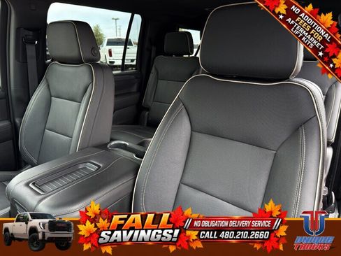 Used 2024 GMC Yukon XL SLT w/ SLT Luxury Package AWD/4WD image 17