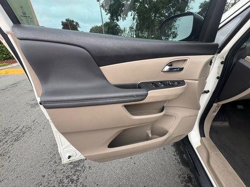 Used 2016 Honda Odyssey SE image 20