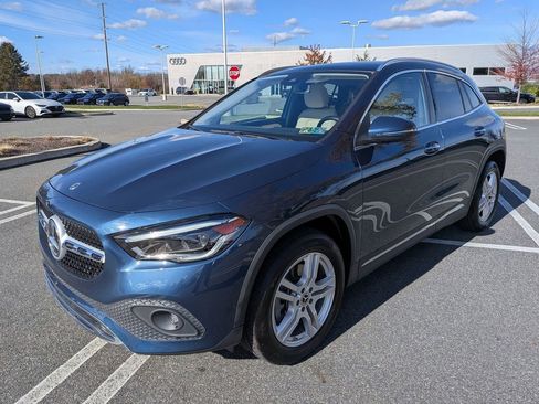Used 2022 Mercedes-Benz GLA 250 4MATIC image 3