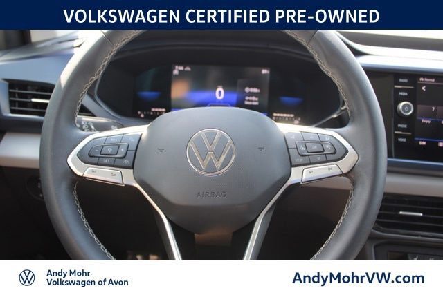 Used 2022 Volkswagen Taos SE w/ Panoramic Sunroof Package AWD/4WD image 30