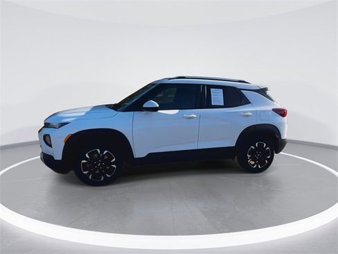 Certified 2023 Chevrolet TrailBlazer LT w/ Convenience Package image 6