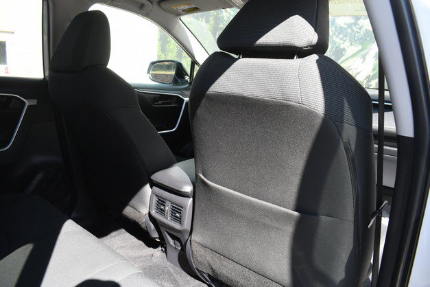 Certified 2025 Toyota RAV4 LE AWD/4WD image 27