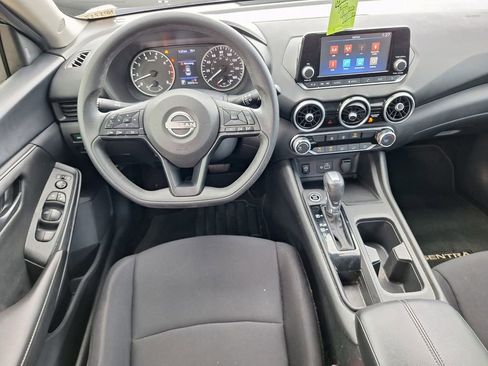 Used 2024 Nissan Sentra S image 9