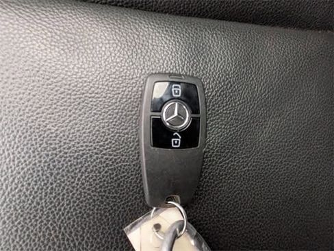Used 2021 Mercedes-Benz Sprinter 2500 image 31