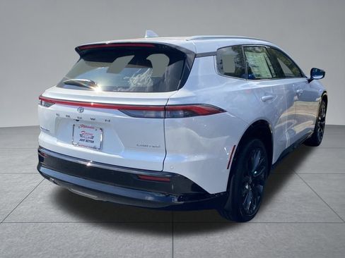 New 2025 Toyota Crown Signia image 14