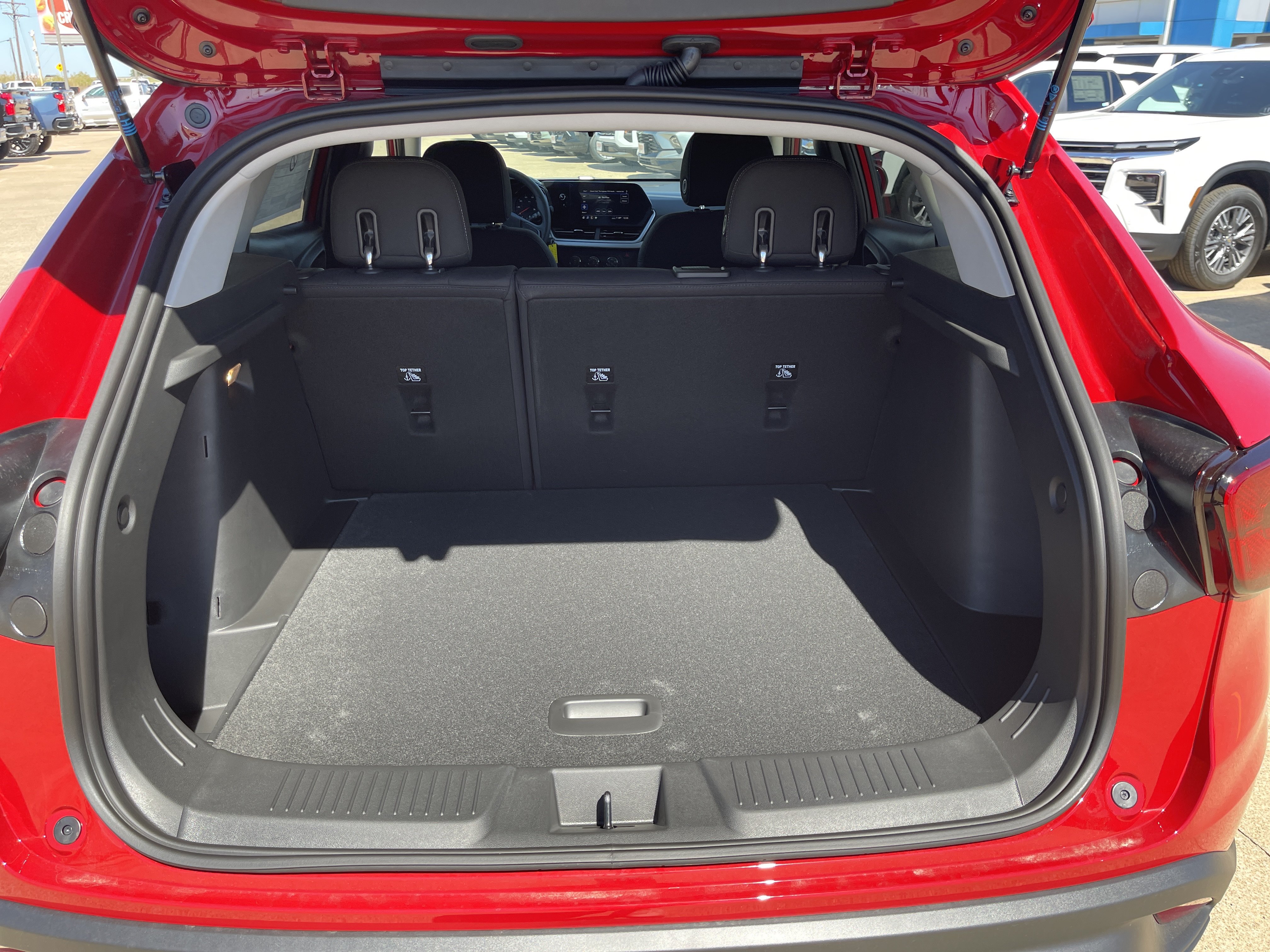 New 2026 Chevrolet Trax LS w/ LS Convenience Package FWD image 13