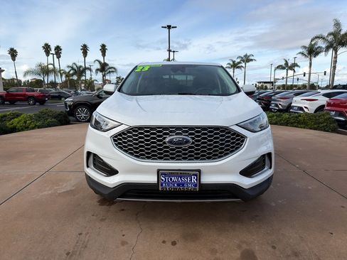 Used 2023 Ford Edge SEL image 2