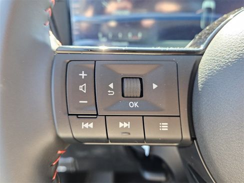 New 2026 Nissan Kicks SR image 25