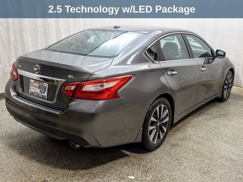 Used 2016 Nissan Altima 2.5 SL w/ 2.5 Technology w/LED Package image 8