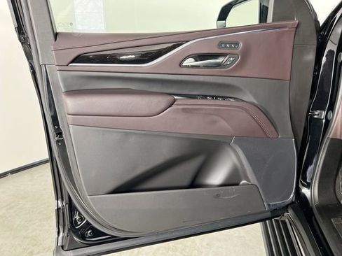 Certified 2024 Cadillac Escalade ESV Sport Platinum image 23