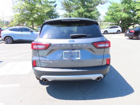 Used 2024 Ford Escape Active AWD/4WD image 6