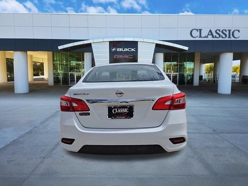 Used 2017 Nissan Sentra S FWD image 7