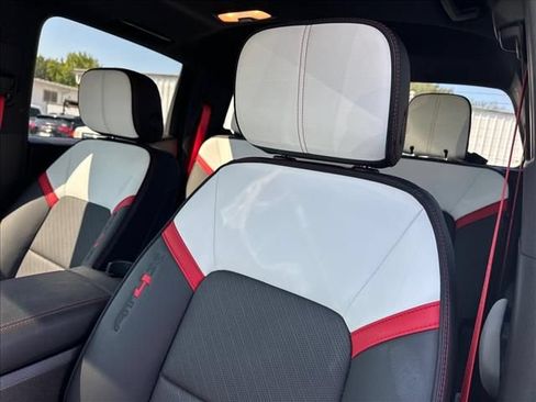 Certified 2026 GMC Canyon AT4X AWD/4WD image 24