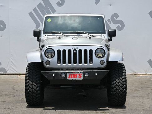 Used 2015 Jeep Wrangler Sport w/ Quick Order Package 24S AWD/4WD image 2