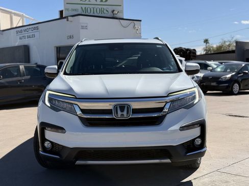 Used 2020 Honda Pilot Touring image 2