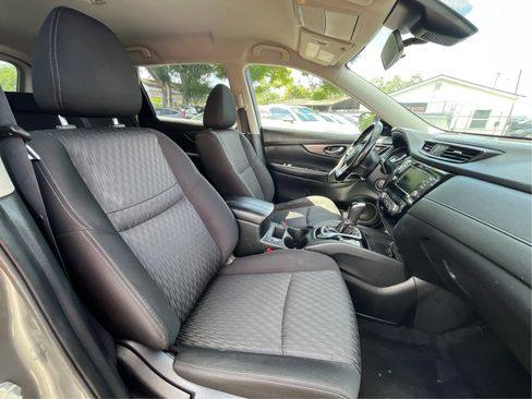 Used 2020 Nissan Rogue SV AWD/4WD image 21