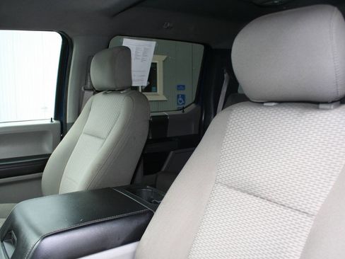 Used 2017 Ford F150 XLT w/ Equipment Group 302A Luxury image 16