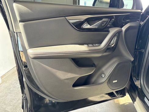 Used 2021 Chevrolet Blazer RS w/ Enhanced Convenience Package AWD/4WD image 13