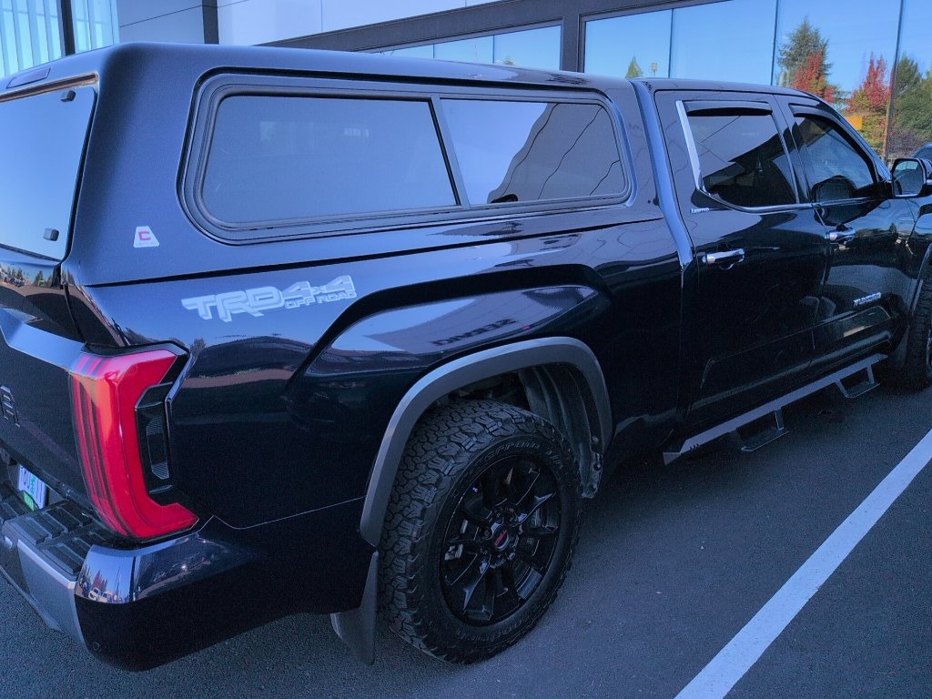Used 2023 Toyota Tundra Limited AWD/4WD image 3