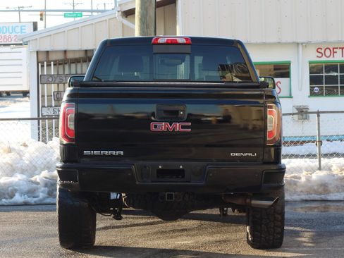 Used 2017 GMC Sierra 1500 Denali image 7