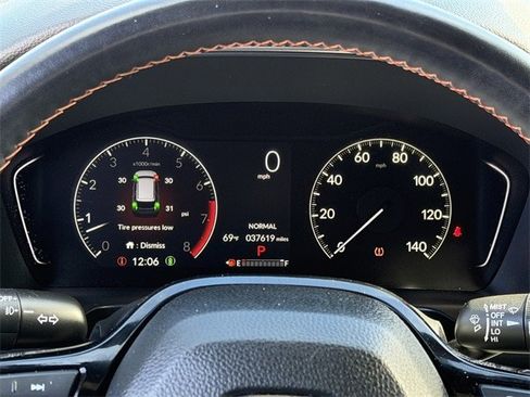 Used 2024 Honda Pilot TrailSport image 16