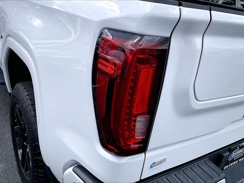 Used 2021 GMC Sierra 1500 AT4 w/ AT4 Premium Package AWD/4WD image 28