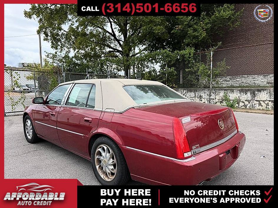 Used 2008 Cadillac DTS w/ Sun And Sound Package FWD image 3