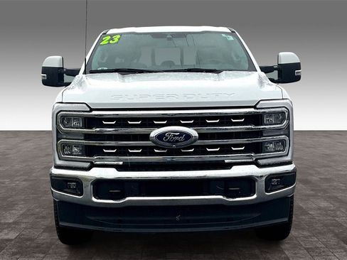 Used 2023 Ford F350 Lariat w/ Snow Plow Prep Package image 26