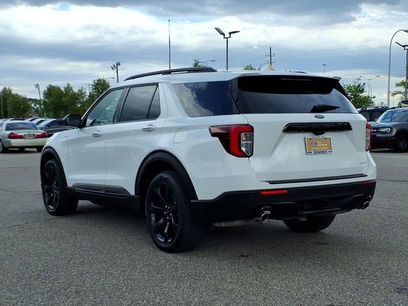 Certified 2024 Ford Explorer ST-Line w/ Class IV Trailer Tow Package