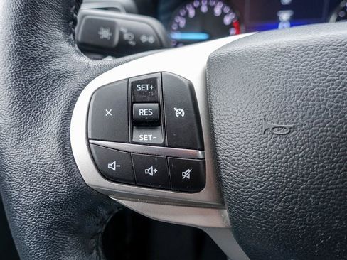 Used 2023 Ford Explorer XLT w/ Equipment Group 202A image 31