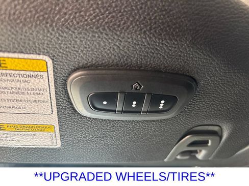 Used 2021 Jeep Wrangler Unlimited Rubicon 4xe w/ Cold Weather Group AWD/4WD image 30