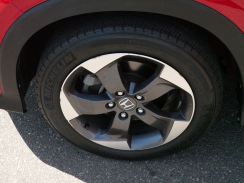 Used 2018 Honda HR-V EX image 15