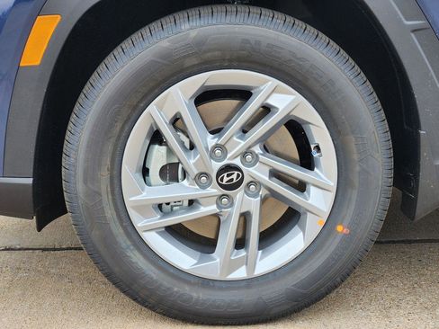 New 2026 Hyundai Tucson SE image 9