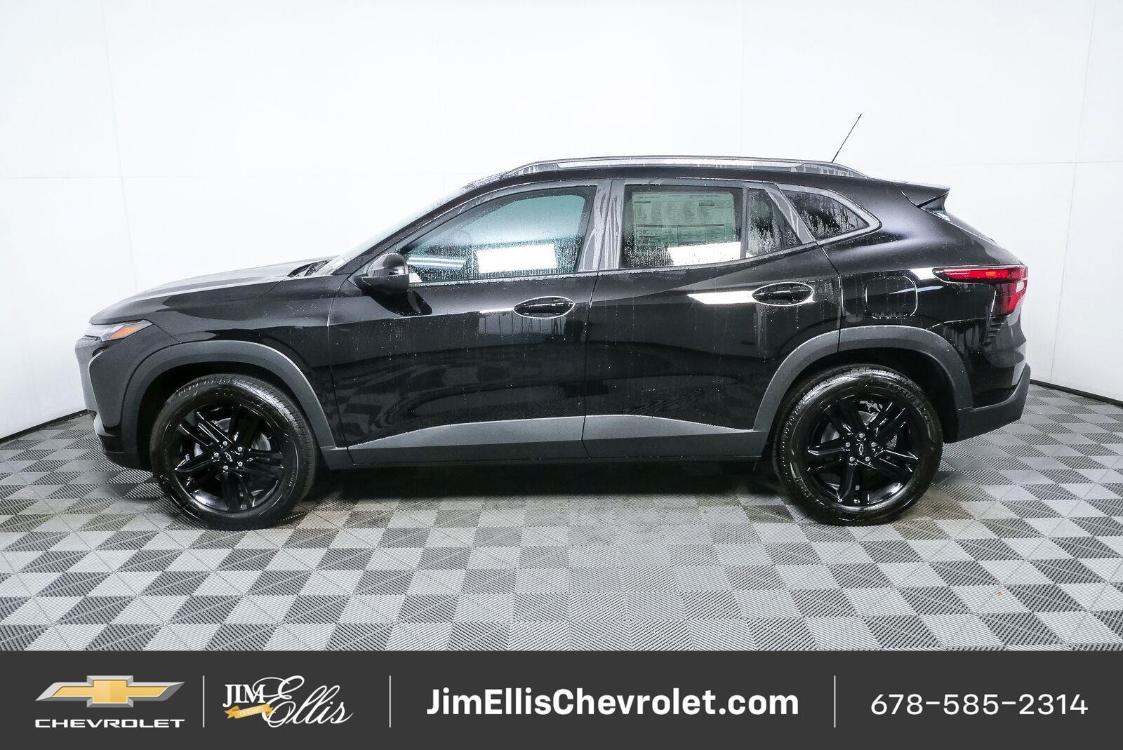 Used 2026 Chevrolet Trax ACTIV w/ Sunroof Package FWD image 29