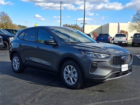 New 2026 Ford Escape Active image 2