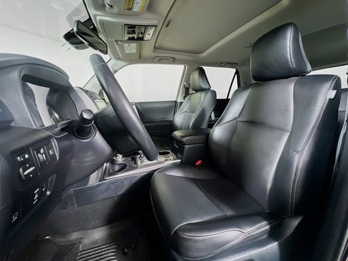 Certified 2024 Toyota 4Runner Limited AWD/4WD image 11